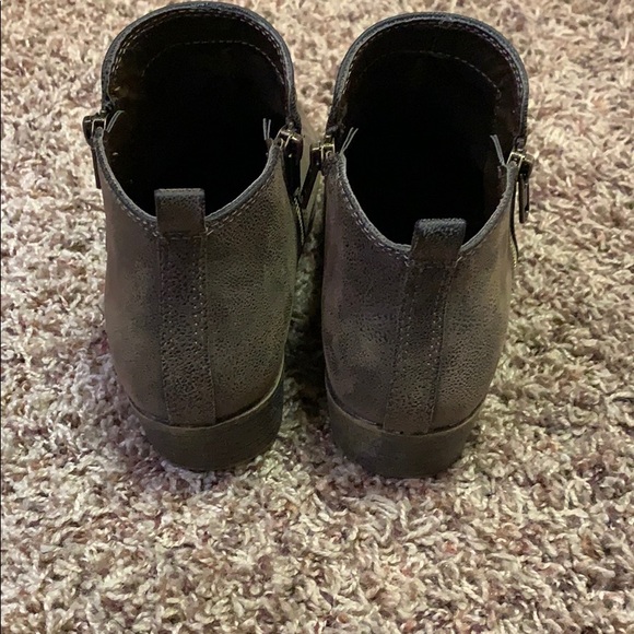 Booties! - Picture 4 of 4